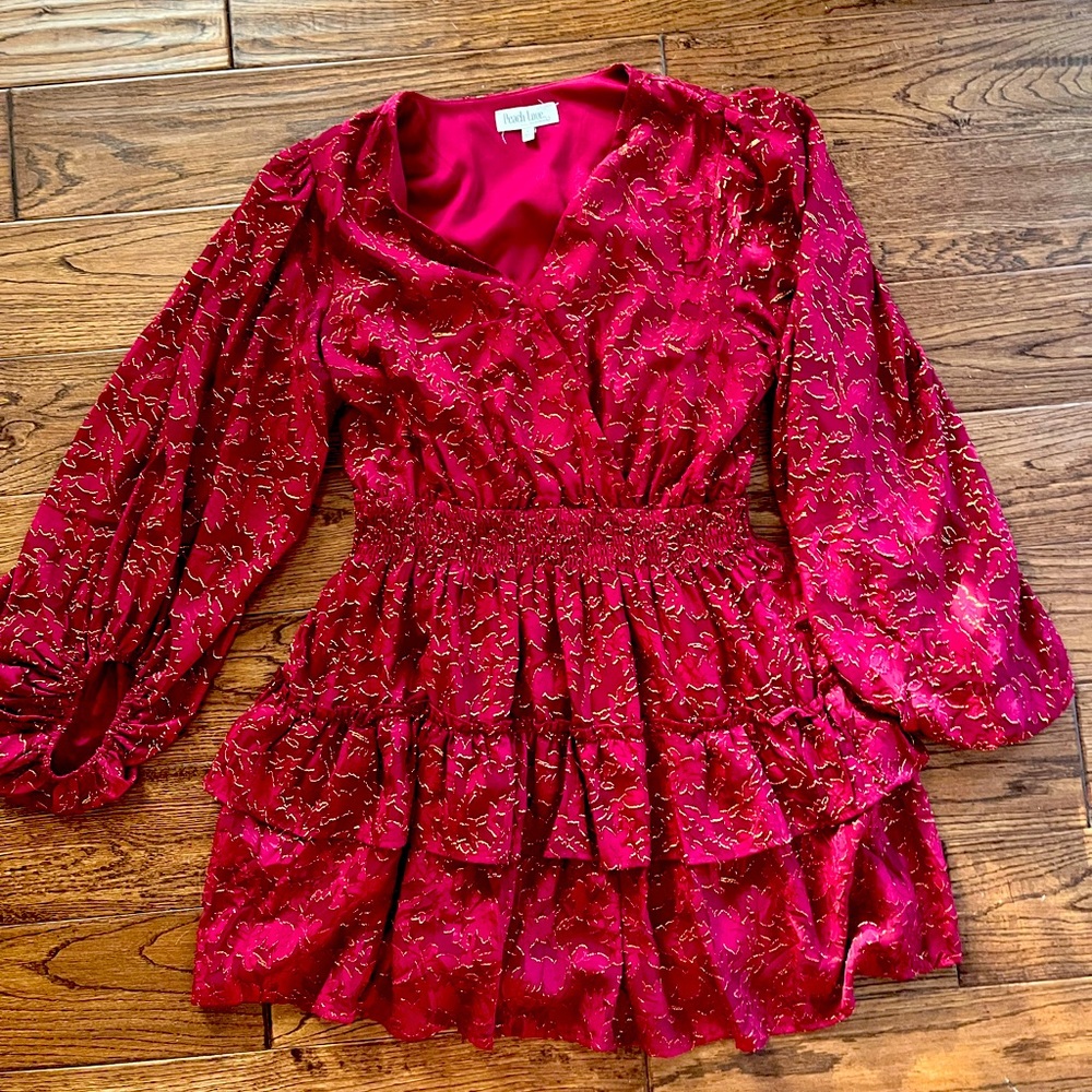 Vibrant Red Dress - Picture 1 of 3